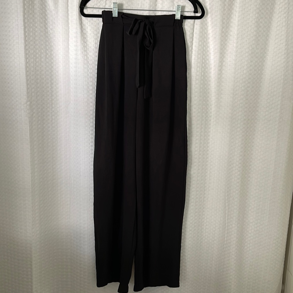 New with tags high waisted, wide leg pant